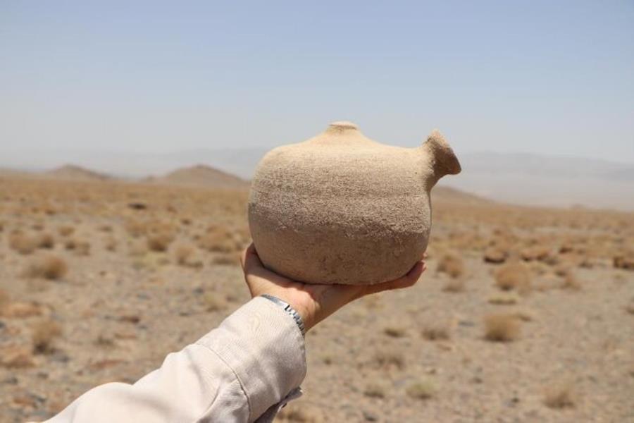 کشف گورستانی با ۱۷۹۳ قبر تاریخی در مرکز ایران